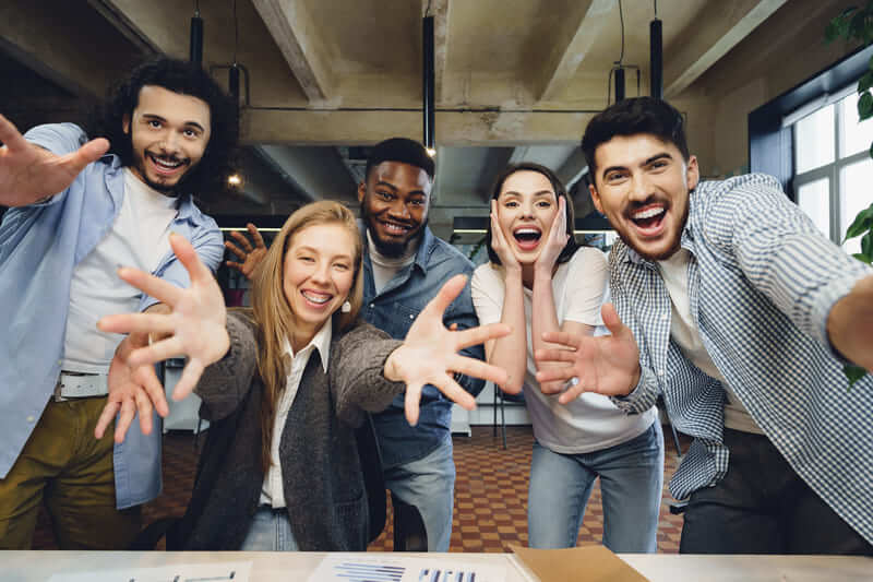 Cena clandestina para grupos de trabajo, actividades de integracion